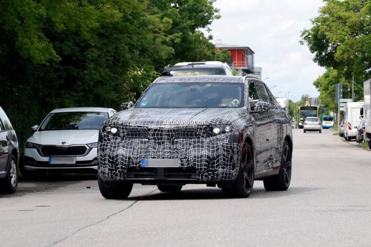 寶馬新一代iX5 M70電動原型車路測曝光,高性能配置引關注