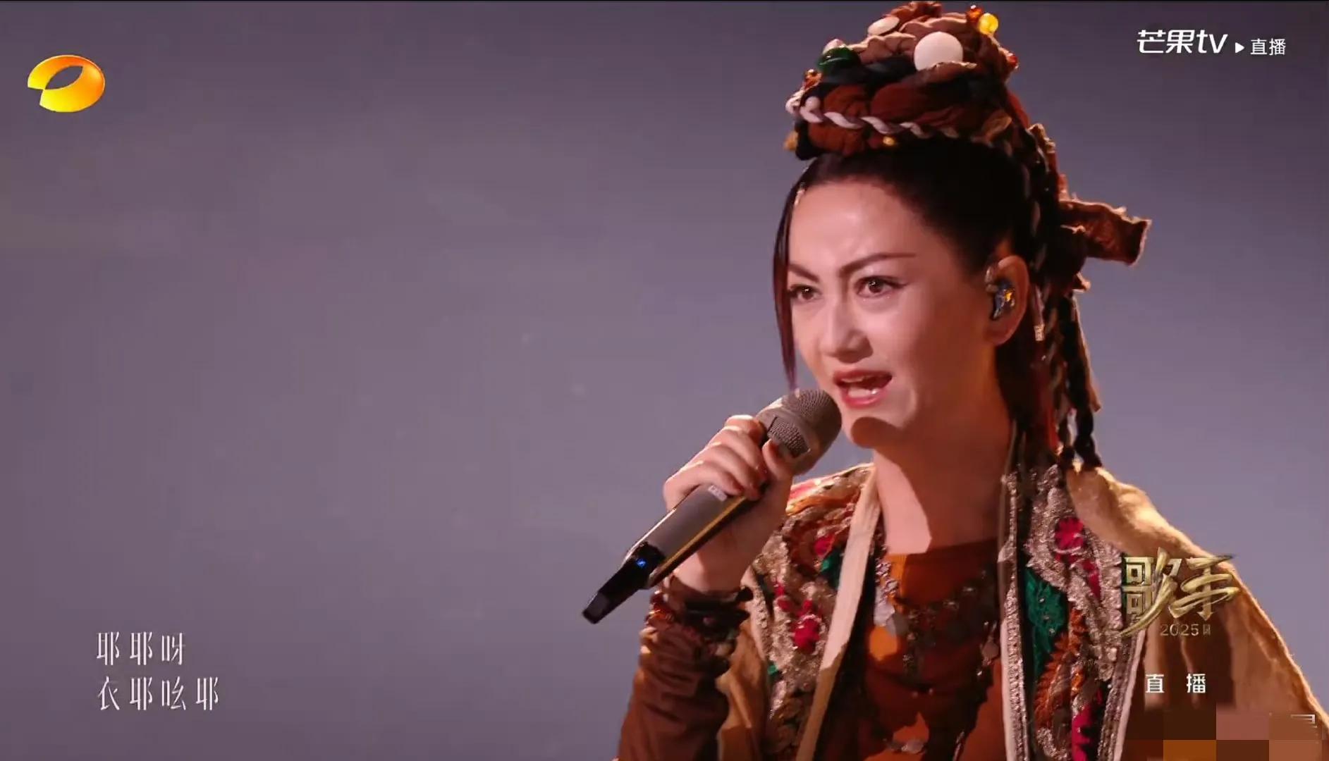 馬嘉祺被淘汰嘴角上揚壓不住