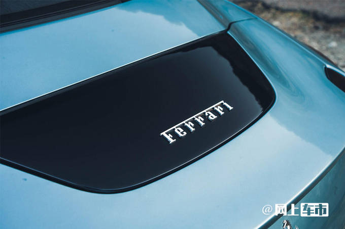 年輕人第一臺性能車新解:當法拉利 Roma Spider 遇上意式浪漫