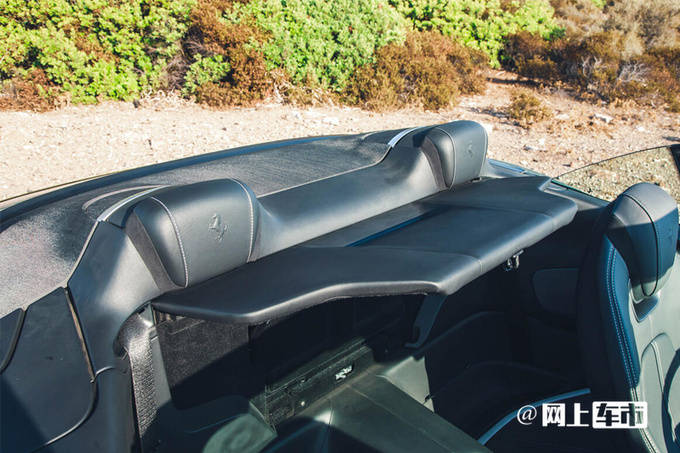 年輕人第一臺性能車新解:當法拉利 Roma Spider 遇上意式浪漫