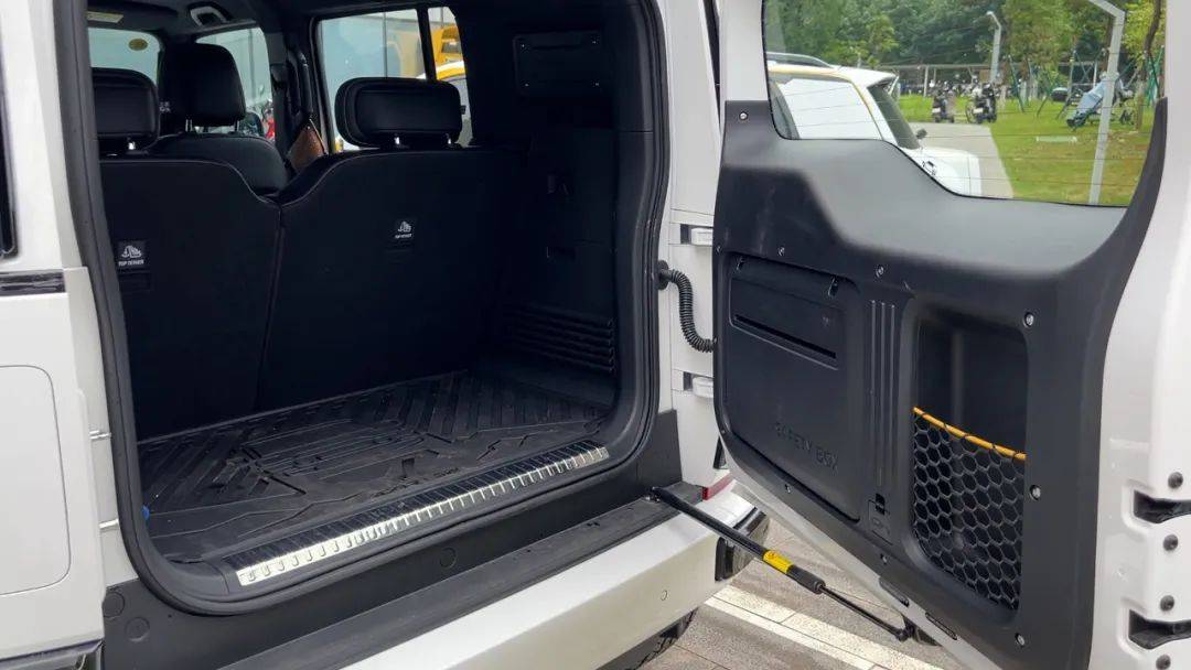 10萬出頭個性SUV推薦,方程豹鈦3還是iCAR V23?你屬于哪類人?