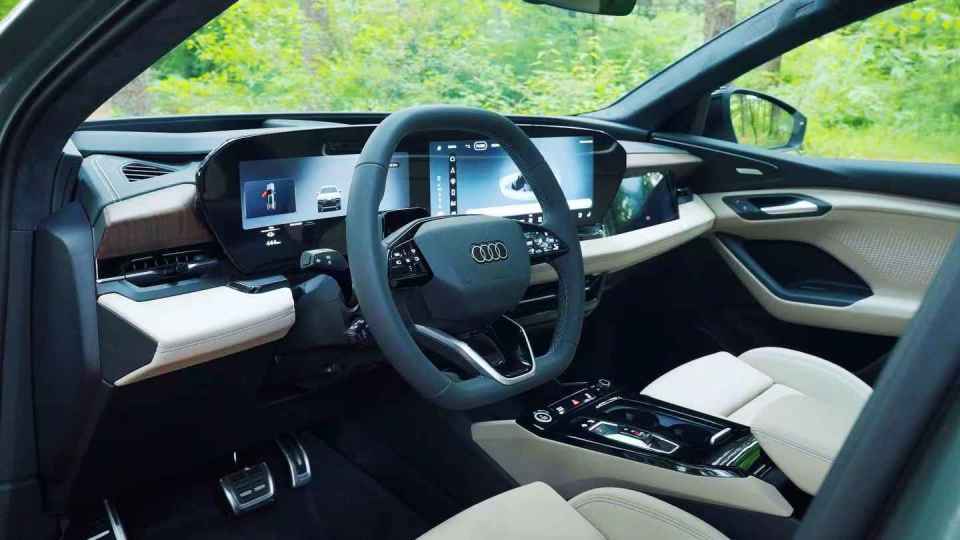 搶先試駕一汽奧迪Q6L e-tron,德國駕控聯袂華系智慧