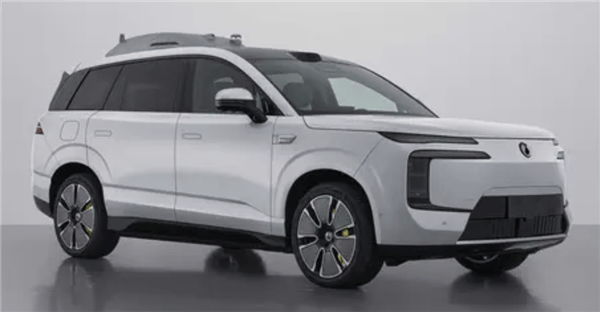 騰勢N8L無偽裝實(shí)車曝光:40萬級插電混動大型SUV的豪華新選擇