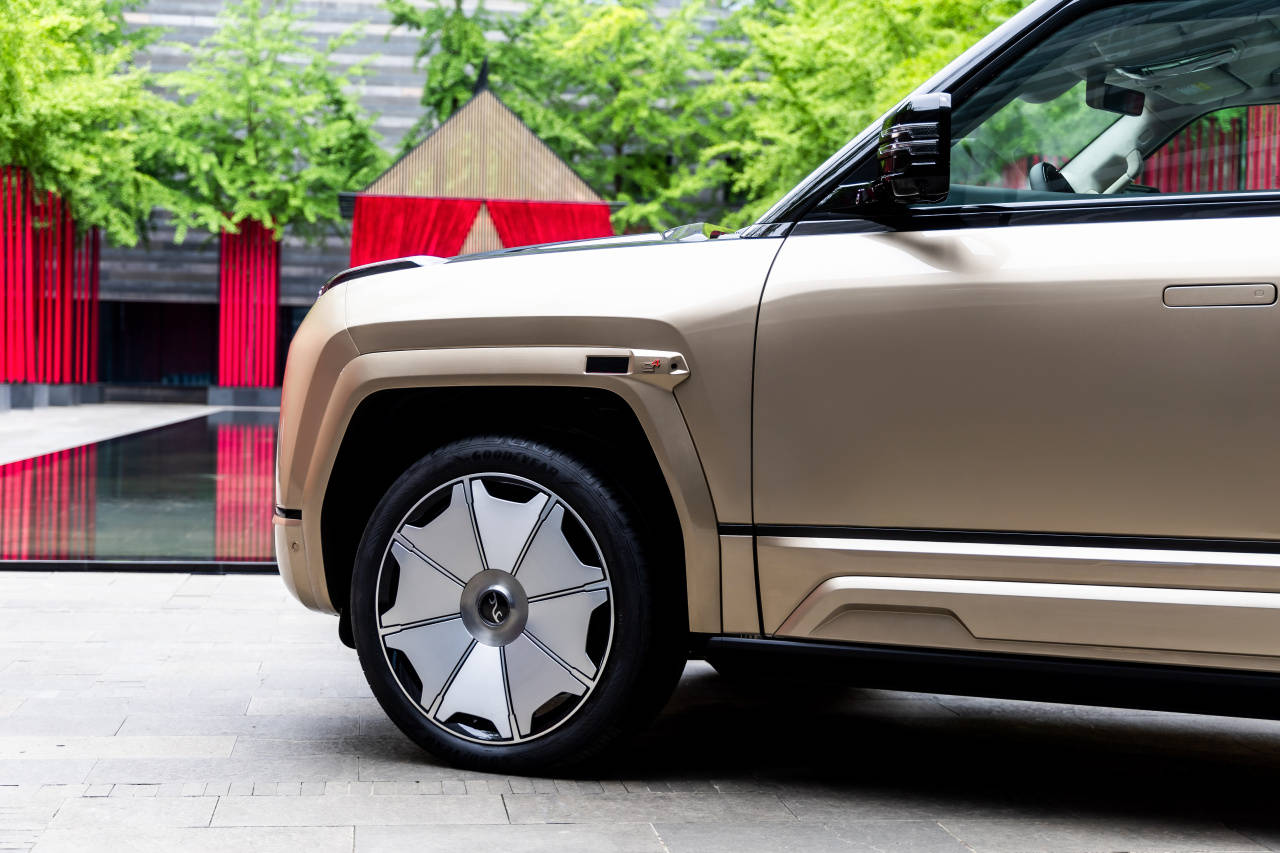 仰望U8L內飾首發:真正的中式豪華,不用相互貶損