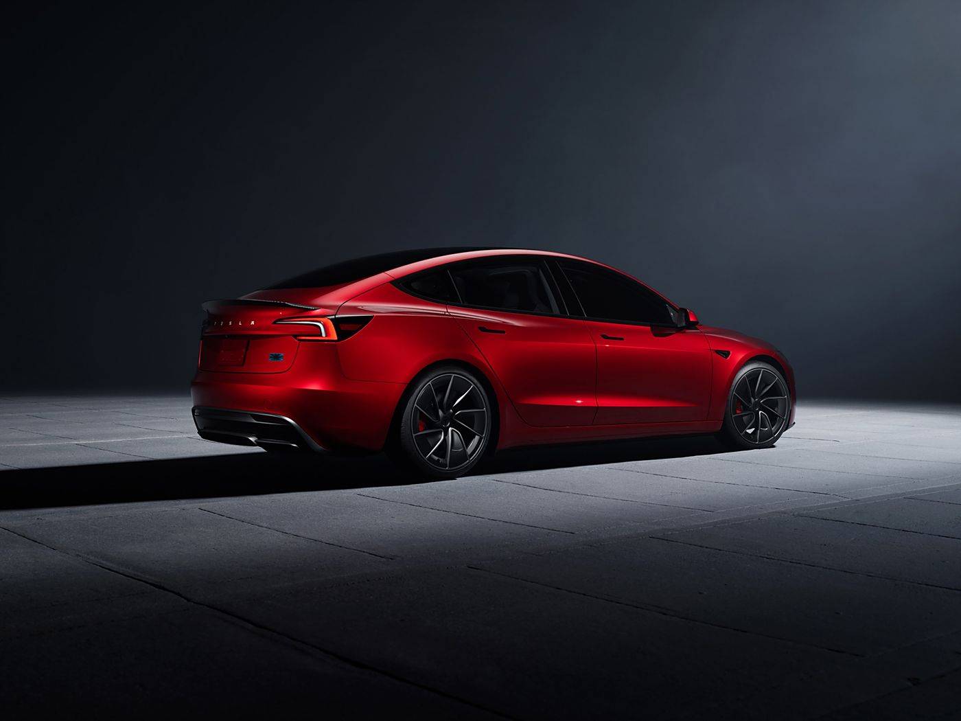 沒拿“三哥”當自己人!Model Y印度上市,價格讓國內車主直呼幸福