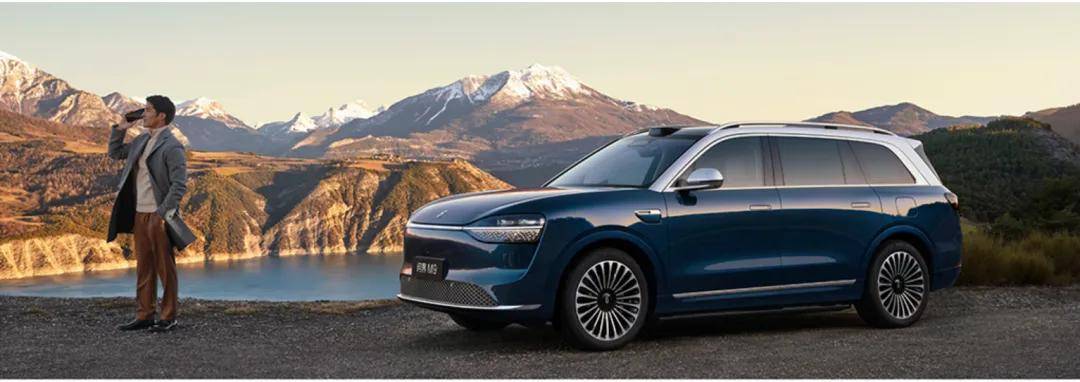 問界M9市場(chǎng)現(xiàn)象解析:國(guó)產(chǎn)高端車型如何實(shí)現(xiàn)價(jià)值突破?