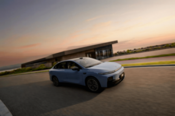 半價Model 3,十萬級的六邊形戰士?零跑B01到底如何?