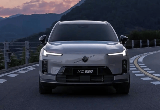 沃爾沃新車XC70 8月預售,搭載插混,續航200公里