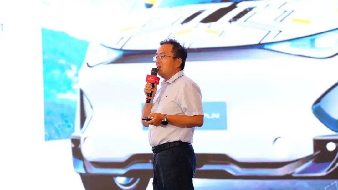 錨定用戶需求,凱翼汽車重磅升級(jí)產(chǎn)品矩陣紅 凱翼汽車2025年中商務(wù)大會(huì)描繪務(wù)實(shí)創(chuàng)新藍(lán)圖