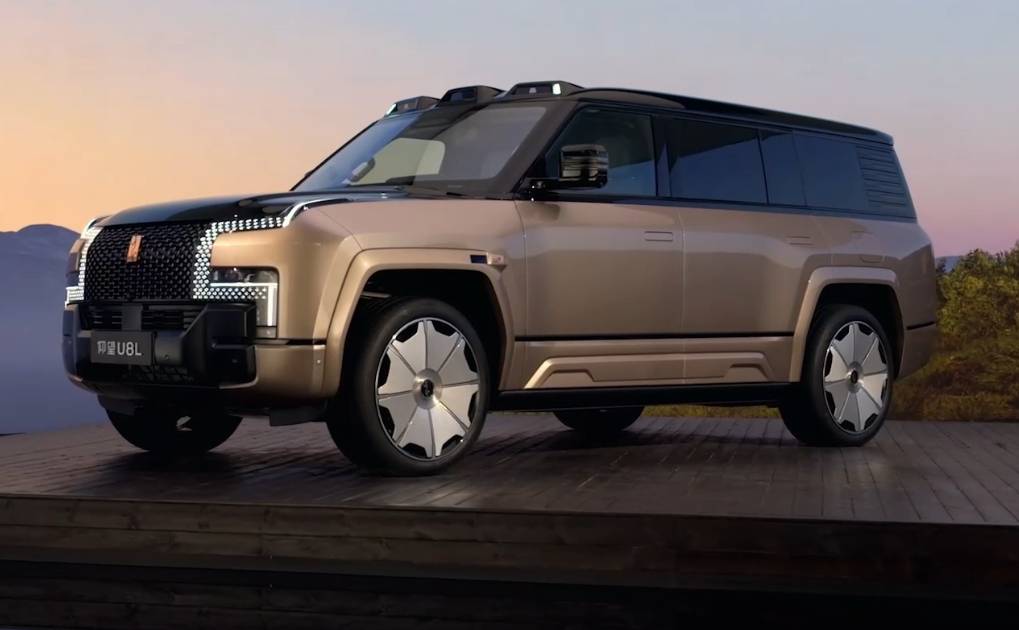 預售價130萬元 仰望U8L鼎世版開啟預售