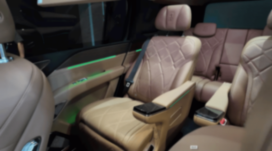 仰望U8L鼎世版預售130萬,尺寸加大,配備金標,氣勢不輸庫里南!