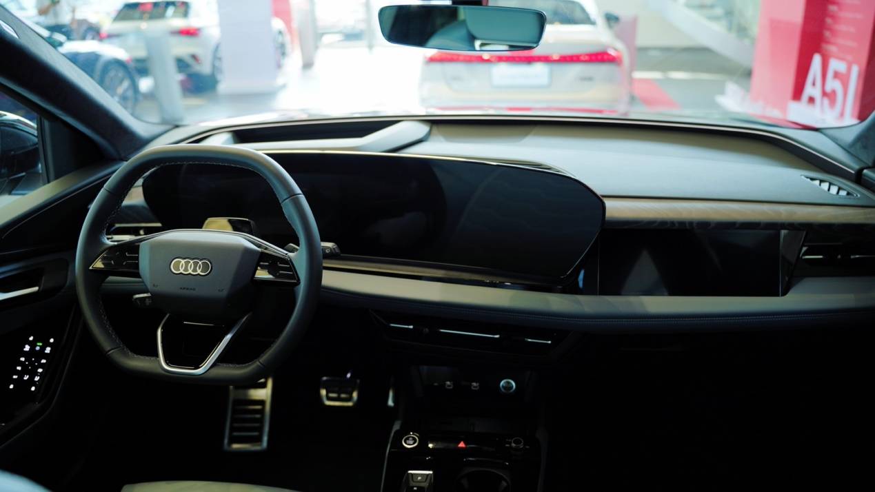 探店一汽奧迪Q6L e-tron:PPE平臺交出驚艷答卷