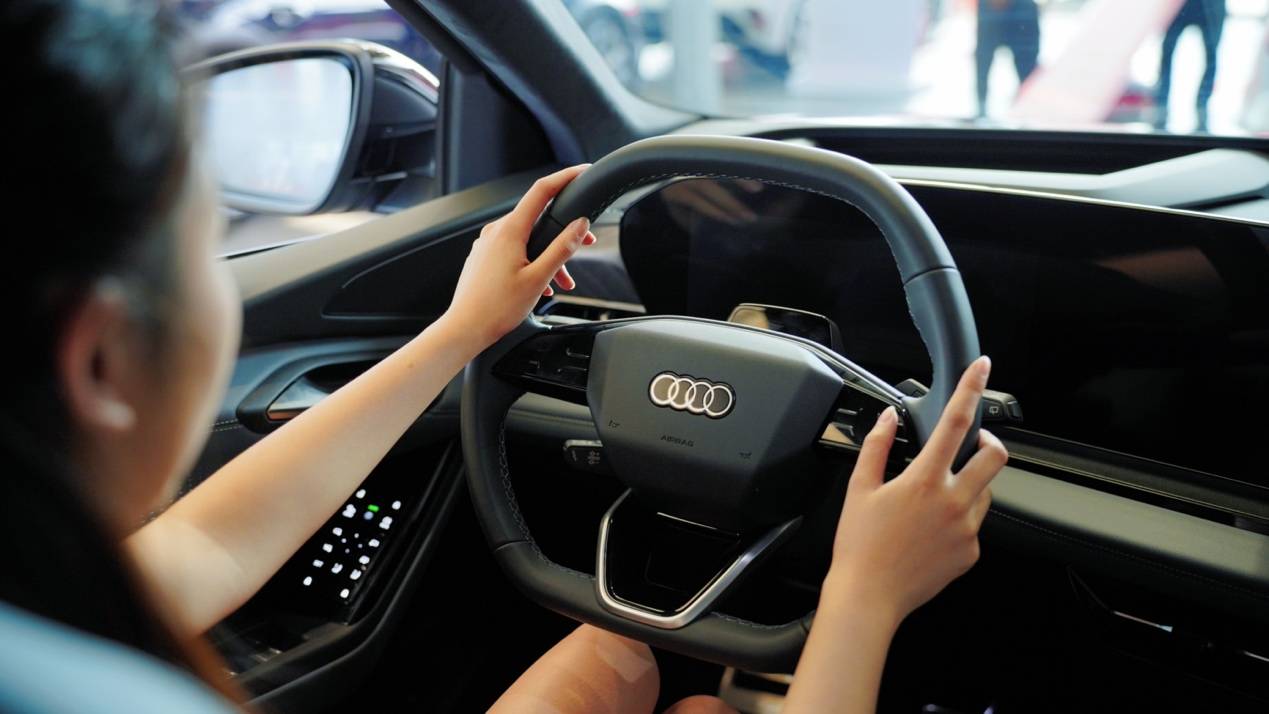 探店一汽奧迪Q6L e-tron:PPE平臺交出驚艷答卷