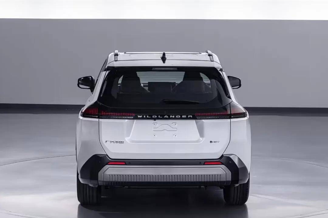 工信部新車丨天籟推雙拼色,日產N6上插混,全新威蘭達走硬派風?