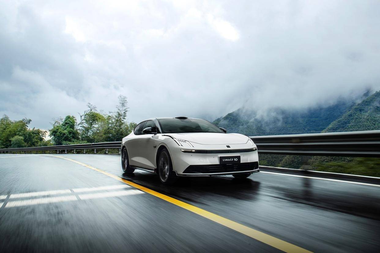 領克10 EM-P:預售19.2萬起,全系電混四驅,入門即頂配