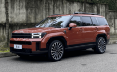 預(yù)計(jì)售價(jià)25-32萬(wàn),方程豹鈦7外形竟撞臉第五代勝達(dá)?