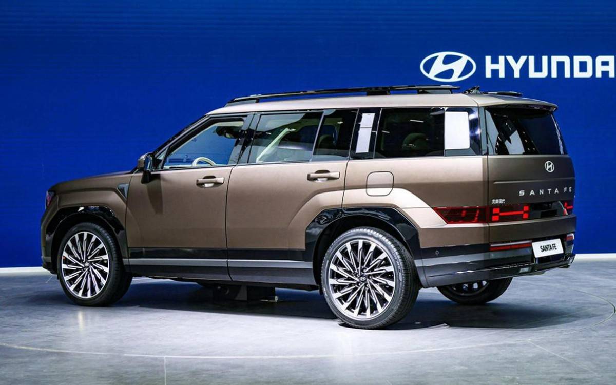 預(yù)計(jì)售價(jià)25-32萬(wàn),方程豹鈦7外形竟撞臉第五代勝達(dá)?