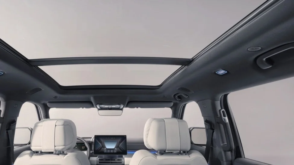 自研音響、可外接平板電腦,比亞迪方程豹鈦7更多內飾官圖公布 自研音響、可外接平板電腦,比亞迪方程豹鈦7更多內飾官圖公布