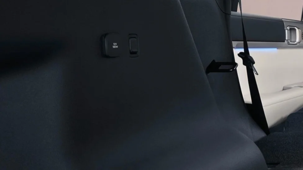 自研音響、可外接平板電腦,比亞迪方程豹鈦7更多內飾官圖公布 自研音響、可外接平板電腦,比亞迪方程豹鈦7更多內飾官圖公布