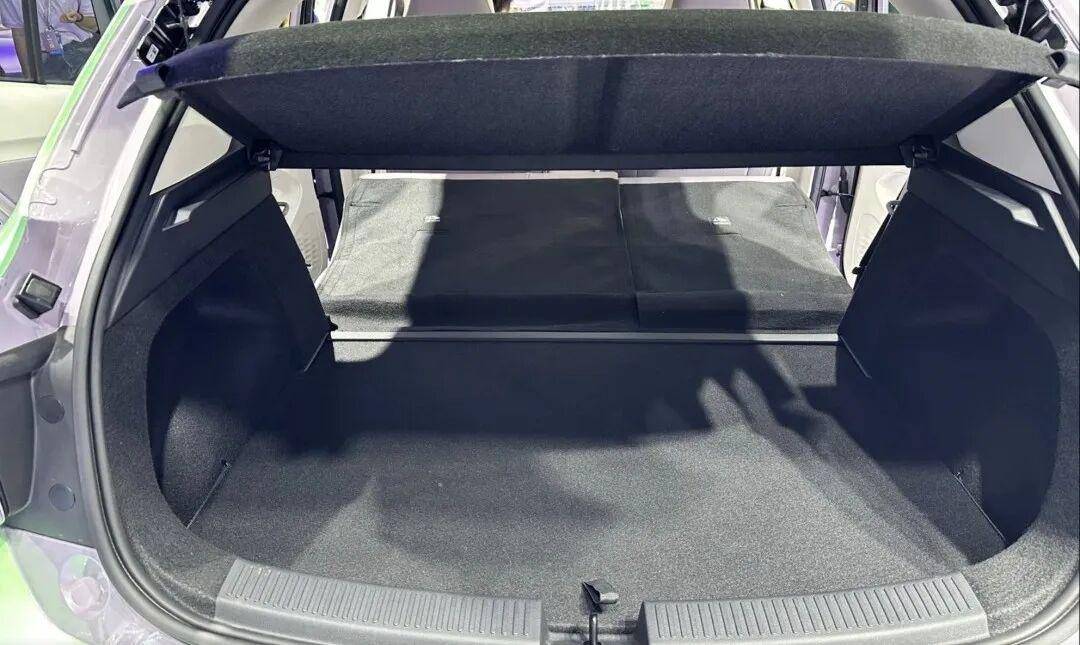 全新MG4成都車展實拍:全球首搭半固態電池!還買什么飛度?