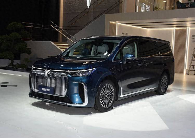 2025年9月份3款最熱銷綠牌MPV最近都換新了!