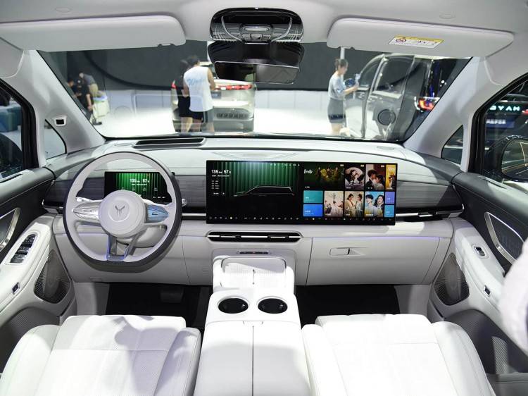 2025年9月份3款最熱銷綠牌MPV最近都換新了!