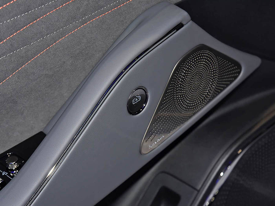 吉利銀河E8長(zhǎng)續(xù)航車型上市 售價(jià)16.18萬(wàn)起/610km續(xù)航