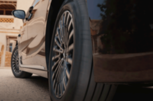 2026款嵐圖夢想家上市,新能源高端MPV進入技術大爆發時代