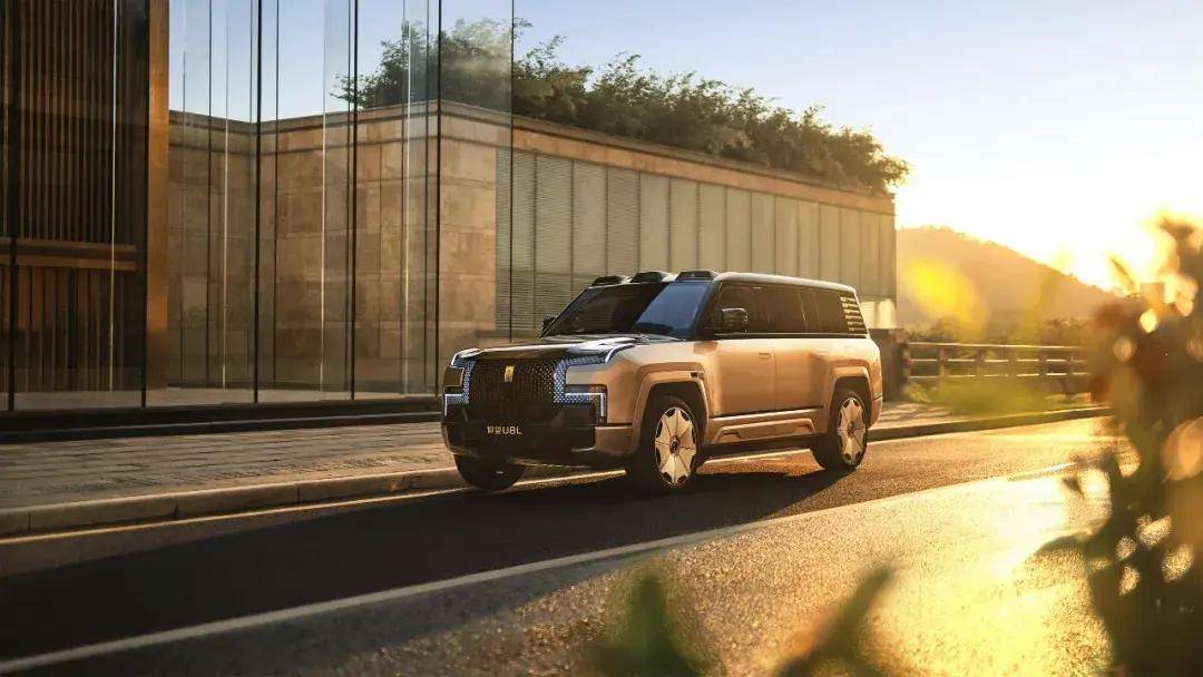 仰望U8L鼎世版,從產品標桿到市場引領的進化