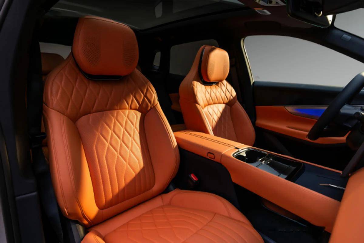 一覺醒來,領(lǐng)克900SUV公布了價(jià)格,輔助駕駛領(lǐng)域有很大提升空間。價(jià)格門檻也比競品略高