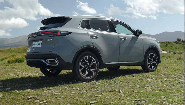 試駕長(zhǎng)安CS55 PLUS:新能源時(shí)代下的爆款油車