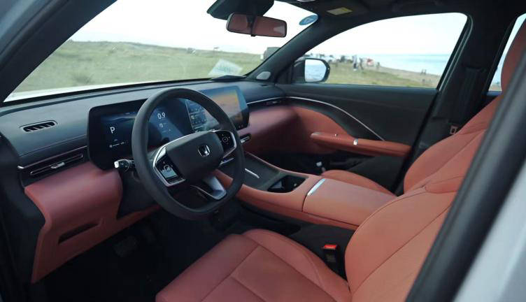 試駕長(zhǎng)安CS55 PLUS:新能源時(shí)代下的爆款油車