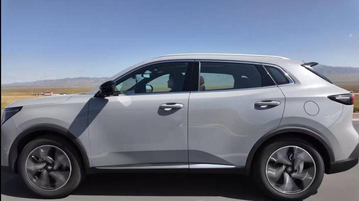 試駕長(zhǎng)安CS55 PLUS:新能源時(shí)代下的爆款油車