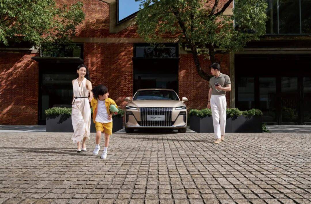 榮威M7 DMH,讓混動家轎從“將就”變成“講究”