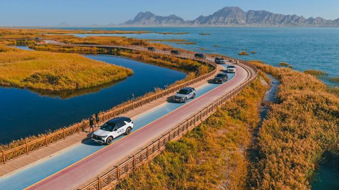 以“探險”之名,向沙海問路!福特探險者“死亡之海”塔克拉瑪干全場景穿越