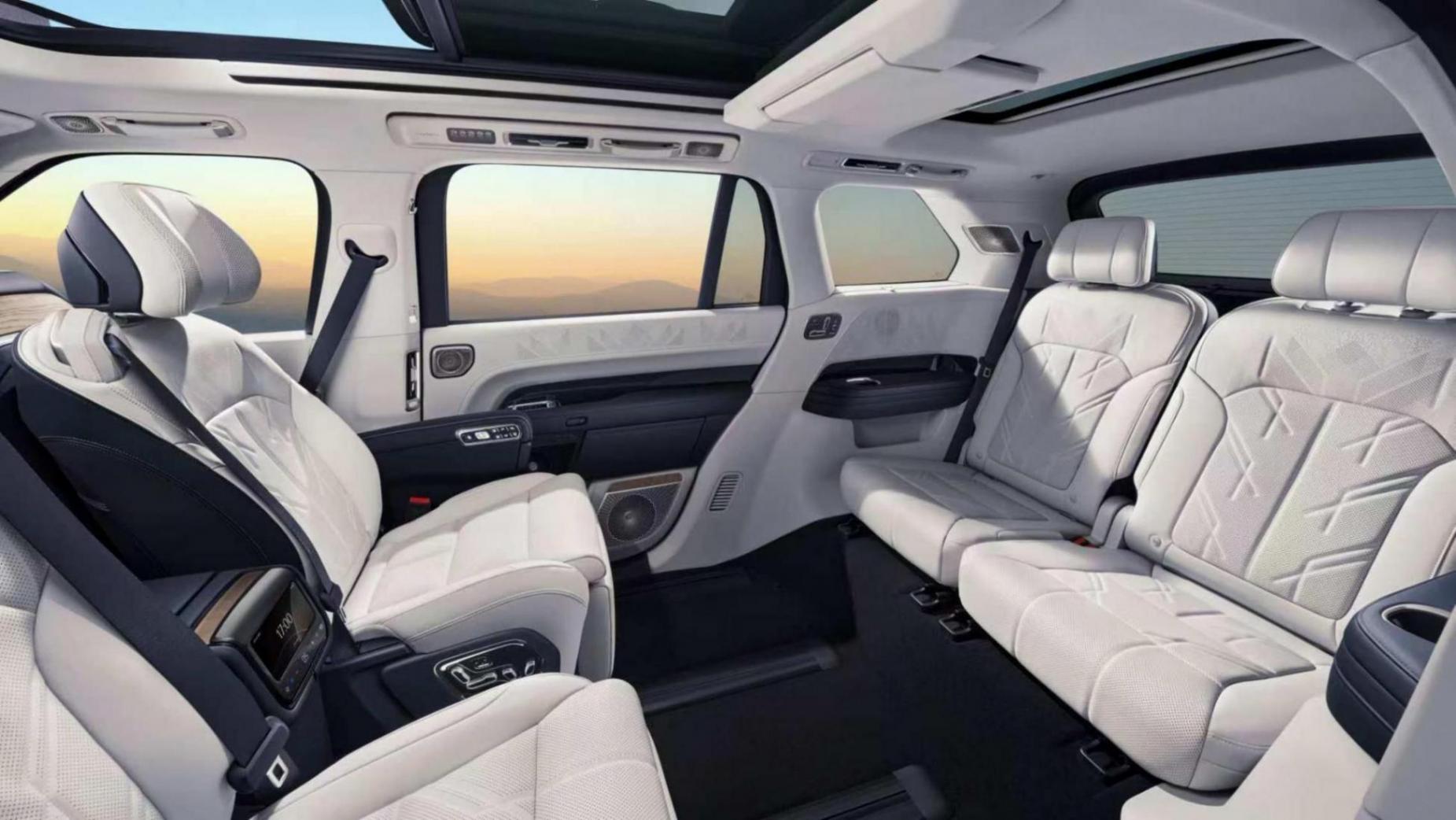 技術(shù)旗艦的新奢華風(fēng)向,極氪竟交出了四個(gè)答卷