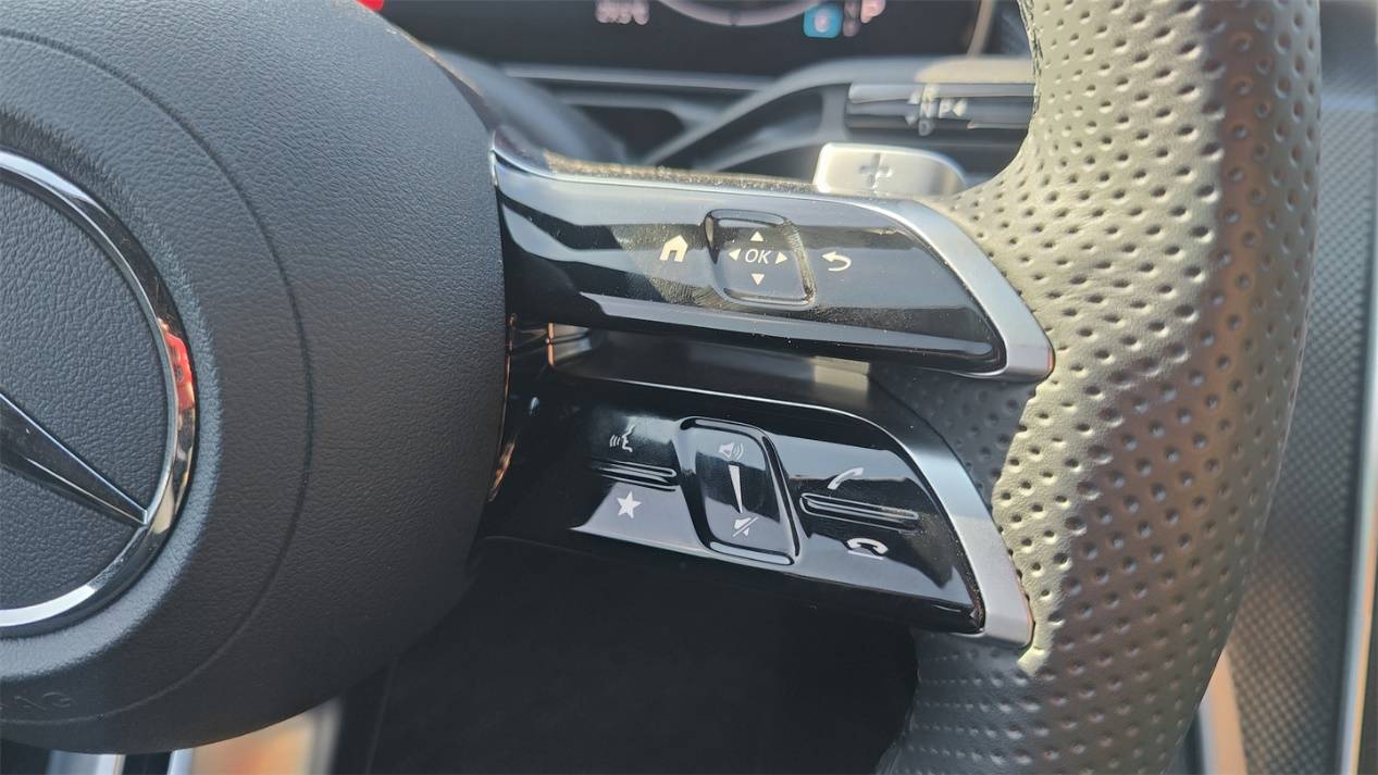 獨(dú)立試駕奔馳C級(jí):閃耀的三叉星,還依然璀璨么?