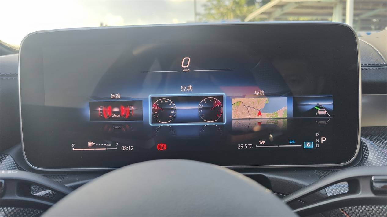 獨(dú)立試駕奔馳C級(jí):閃耀的三叉星,還依然璀璨么?