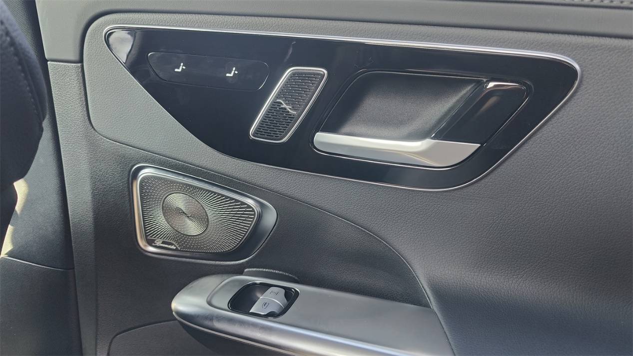 獨(dú)立試駕奔馳C級(jí):閃耀的三叉星,還依然璀璨么?