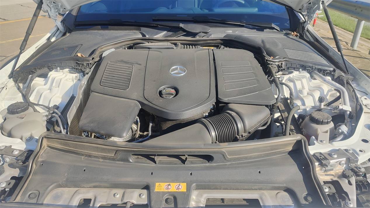 獨(dú)立試駕奔馳C級(jí):閃耀的三叉星,還依然璀璨么?