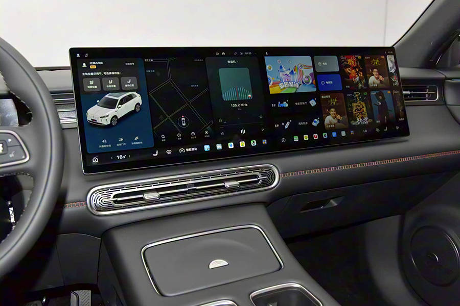 配備中控臺雙聯屏/車載冰箱等 紅旗HS6 PHEV內飾亮相