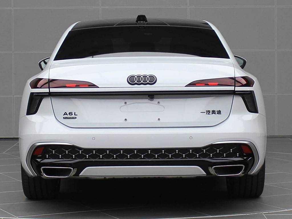 全新奧迪A6L要來了!對(duì)比現(xiàn)款,你覺得更好看還是變難看了?