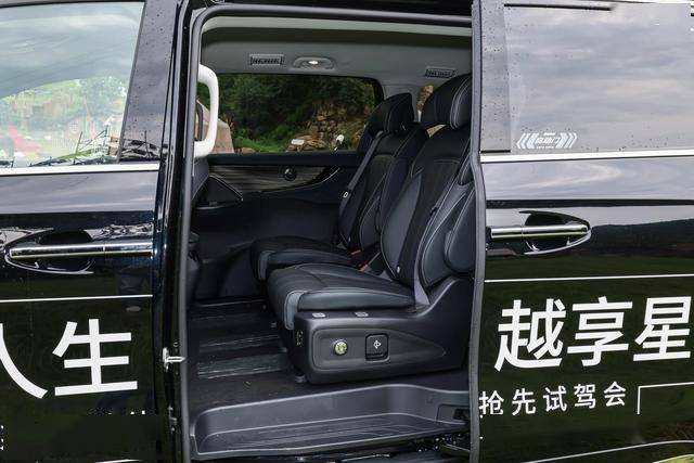 成為20萬以內新能源MPV銷冠,為何這款車做到了?