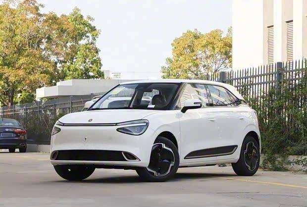 東風(fēng)奕派雙車齊發(fā):2026款納米01與eπ008五座版10月16日同步上市