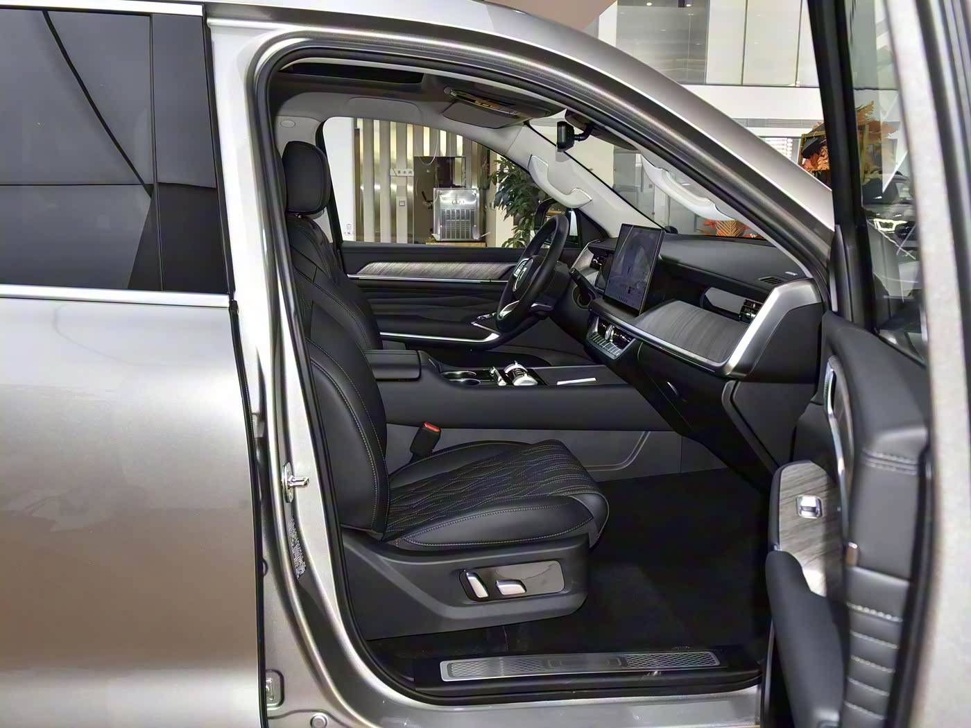 入手全新坦克500 Hi4-T智享版后,車主分享出了真實(shí)體驗(yàn)!