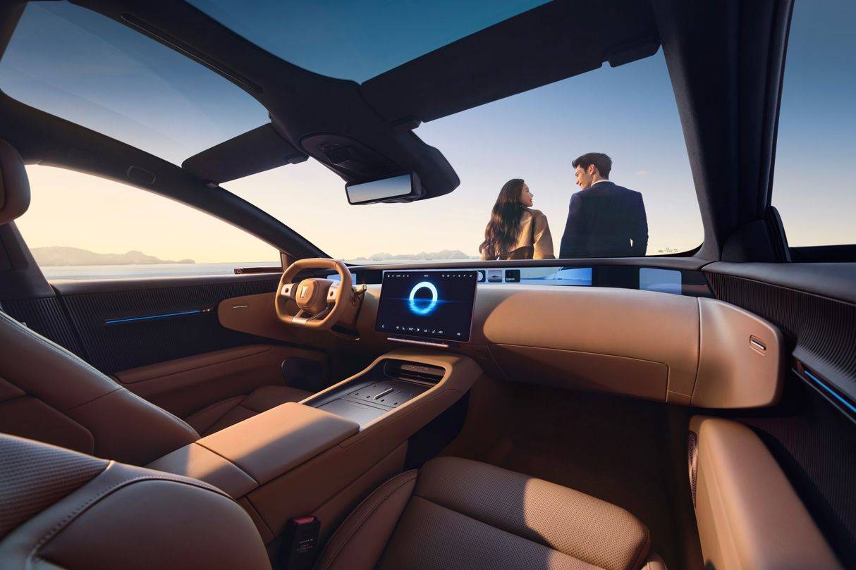 十項全新升級 阿維塔12四激光版上市權益后售25.99萬起