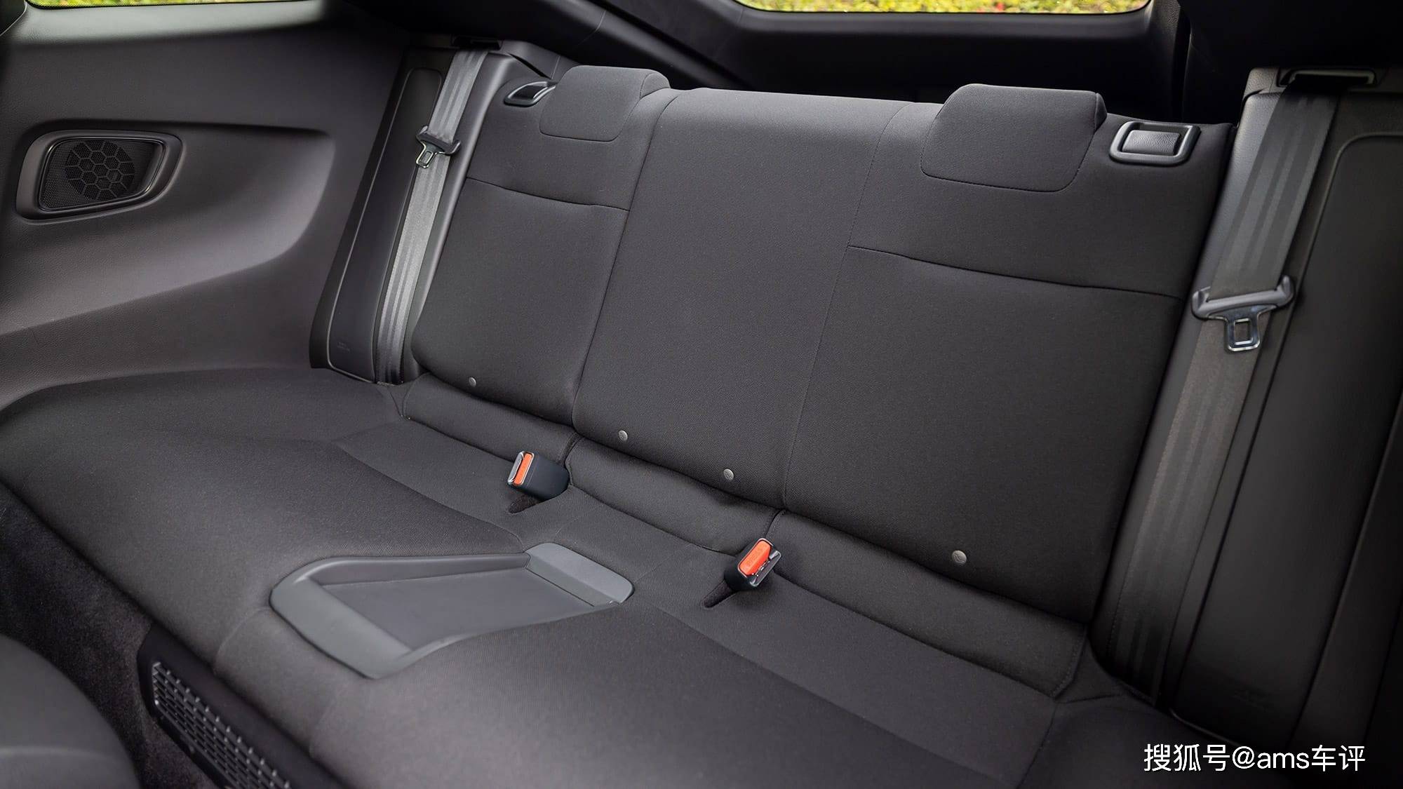 全新回歸!首測本田Prelude,混合動力不失運動感體驗