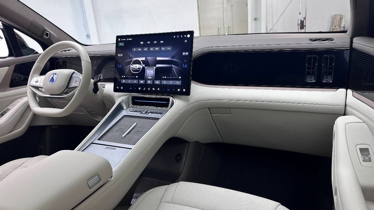 比亞迪再次喊出“性能平權”,BBA的好日子真的到頭了!