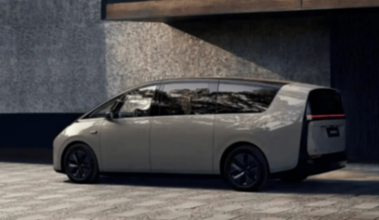 理想汽車從不做虧本買賣,召回砸的20億買完信任還要買未來