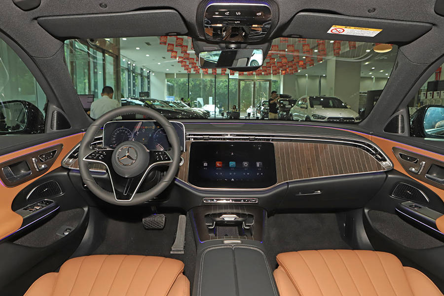 新增經(jīng)典版車型 2026款奔馳E級售價42.99萬起